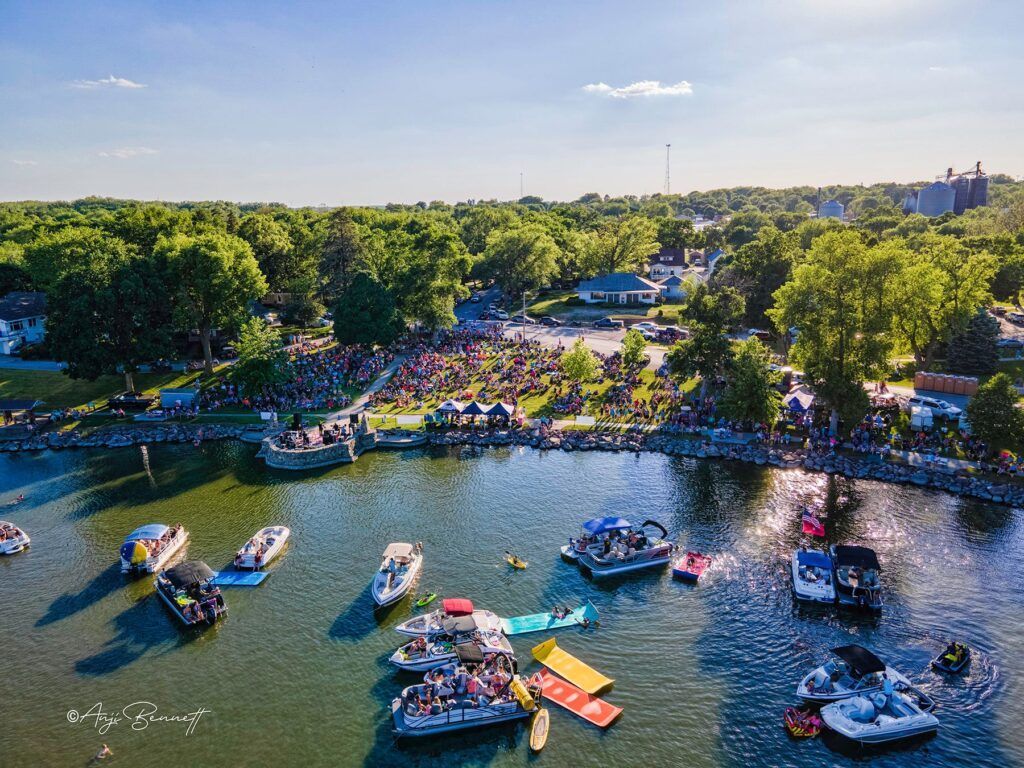 Stone Pier Summer Concert Series - Lake View, Iowa