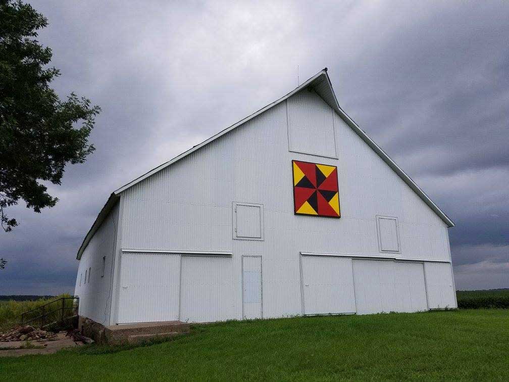 Sac County barn quilt in the fall.